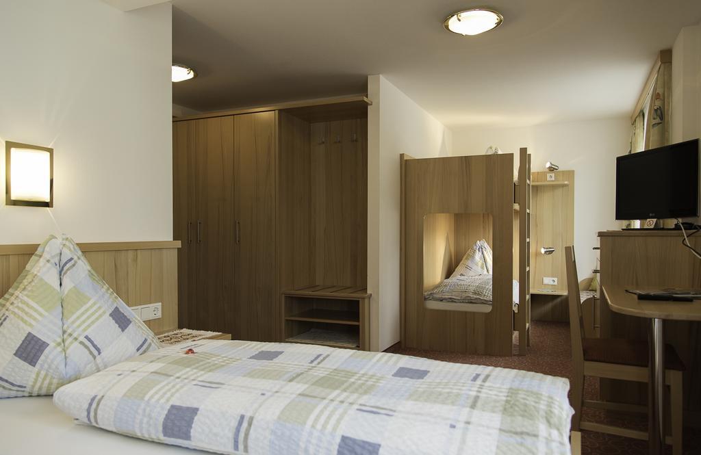 Gasthof Brentwirt Hostal Leogang Habitación foto