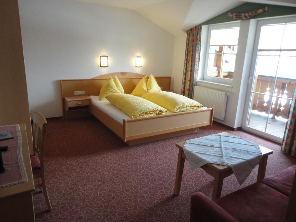 Gasthof Brentwirt Hostal Leogang Habitación foto