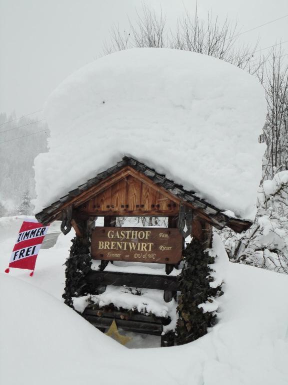 Gasthof Brentwirt Hostal Leogang Exterior foto