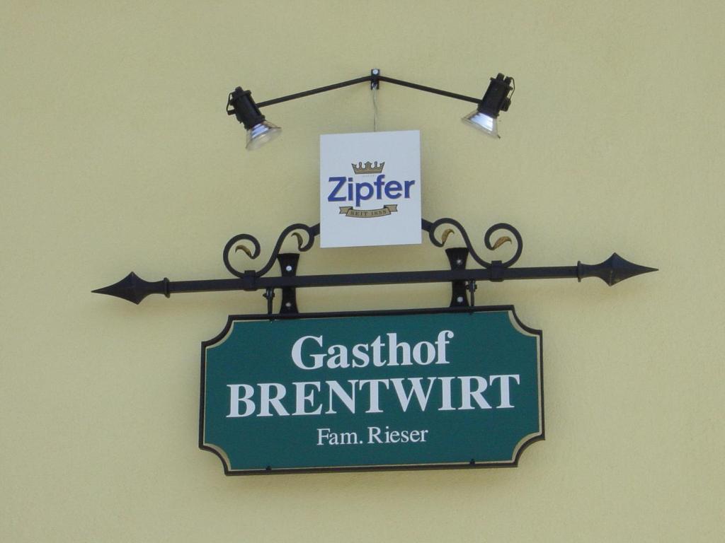 Gasthof Brentwirt Hostal Leogang Exterior foto